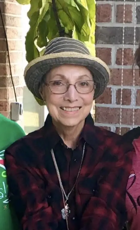 Barbara Lou Moskonas